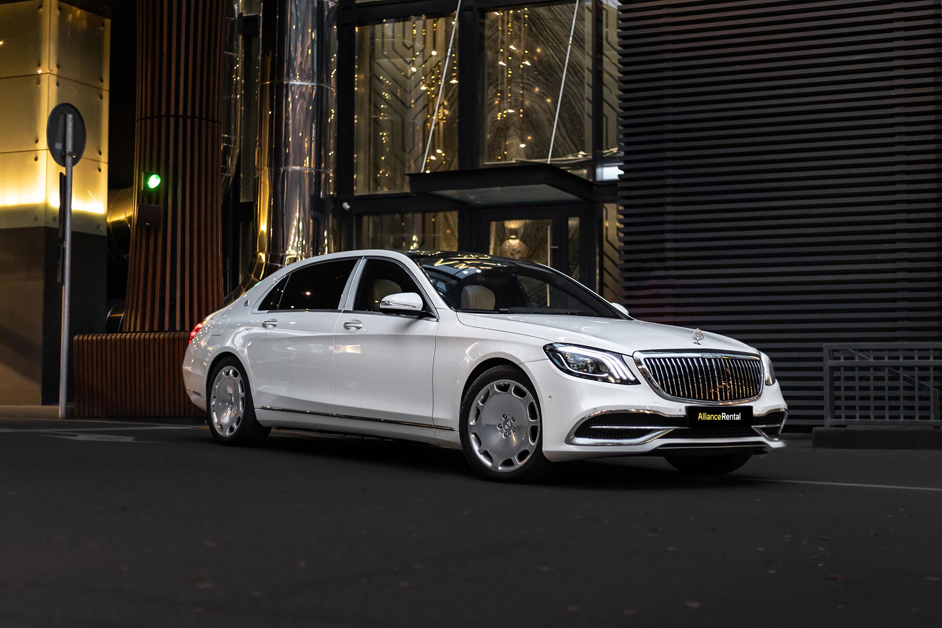 Merсedes Maybach S-class white
